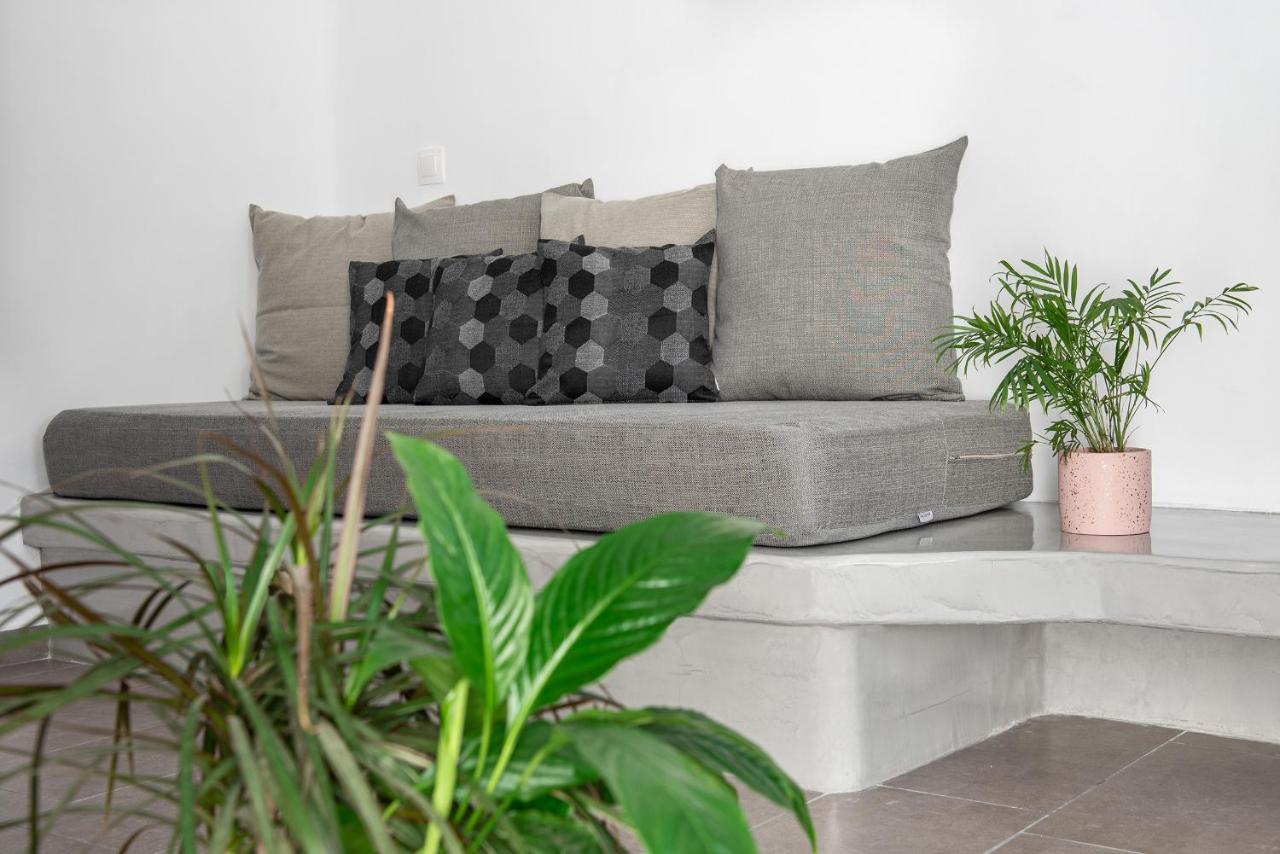 Litmus Apartment Фира Екстериор снимка